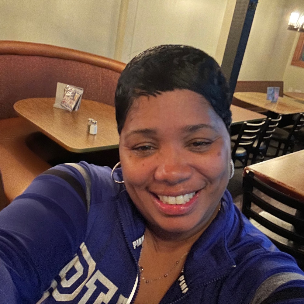 Meet your Posher, Tracee